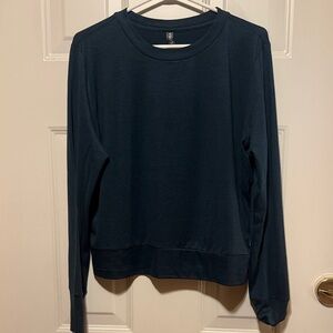 Vuori Women's Navy Sweatshirt